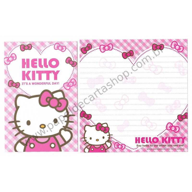 Ano 2010. Kit 4 Conjuntos de Papéis de Carta Hello Kitty - Sanrio