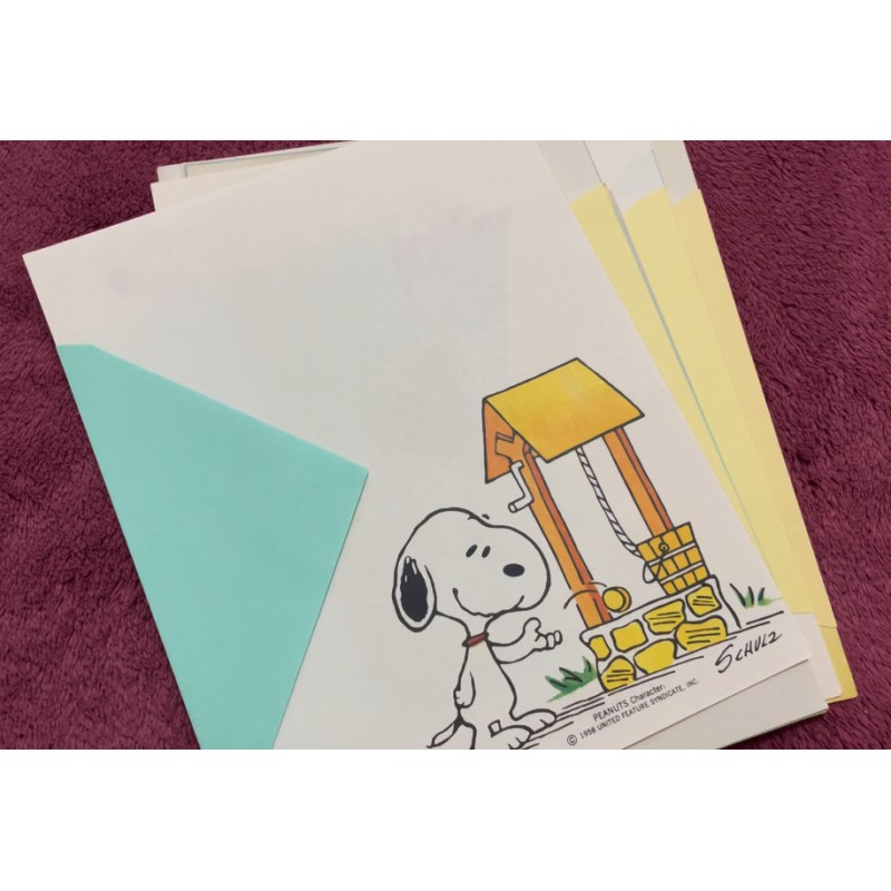 Coleção de Papéis de Carta Snoopy Peanuts Hallmark Crown Trademarket